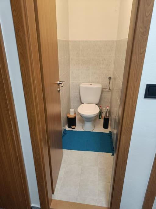 Apartamento Cervena Cesta Kunovice Exterior foto