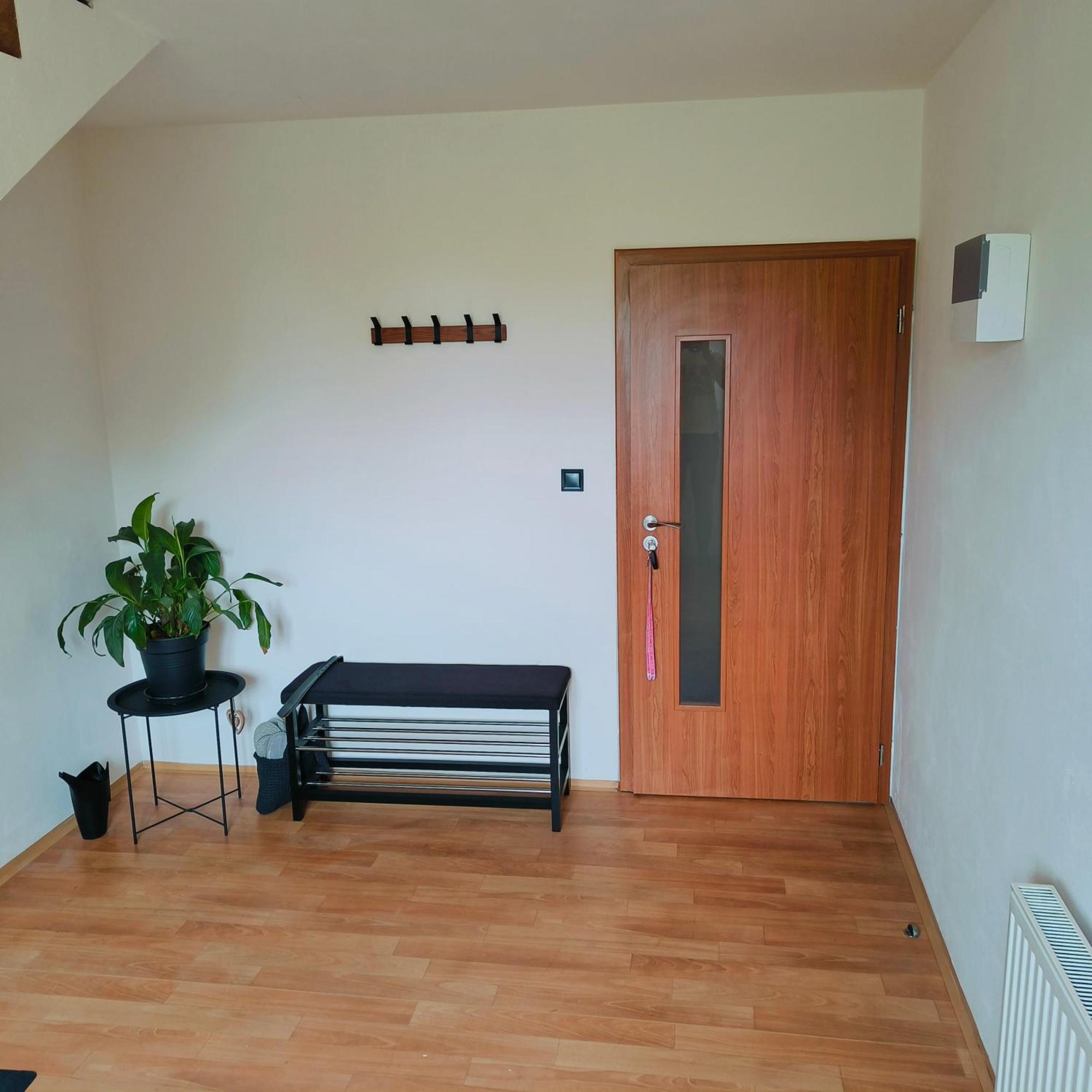 Apartamento Cervena Cesta Kunovice Exterior foto